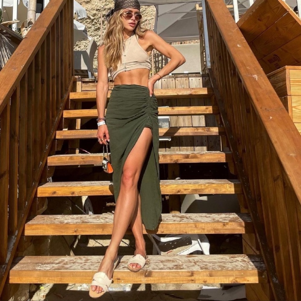 NWT ZARA Blogger’s Fav| Lined Blend Skirt With Ruching - Picture 8 of 16